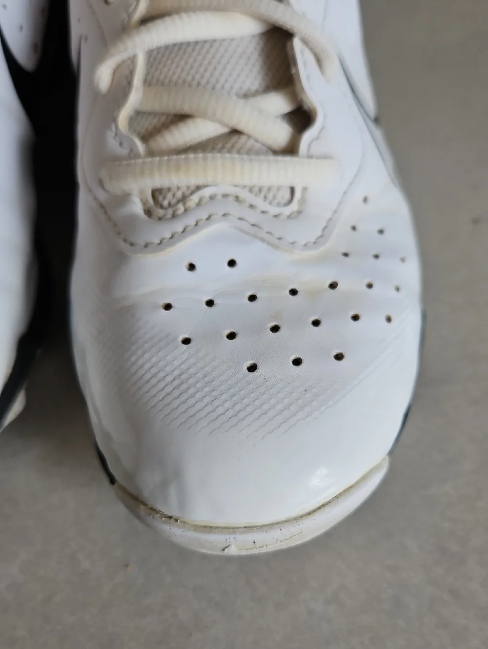 Nike White And Black Baseball Cleats